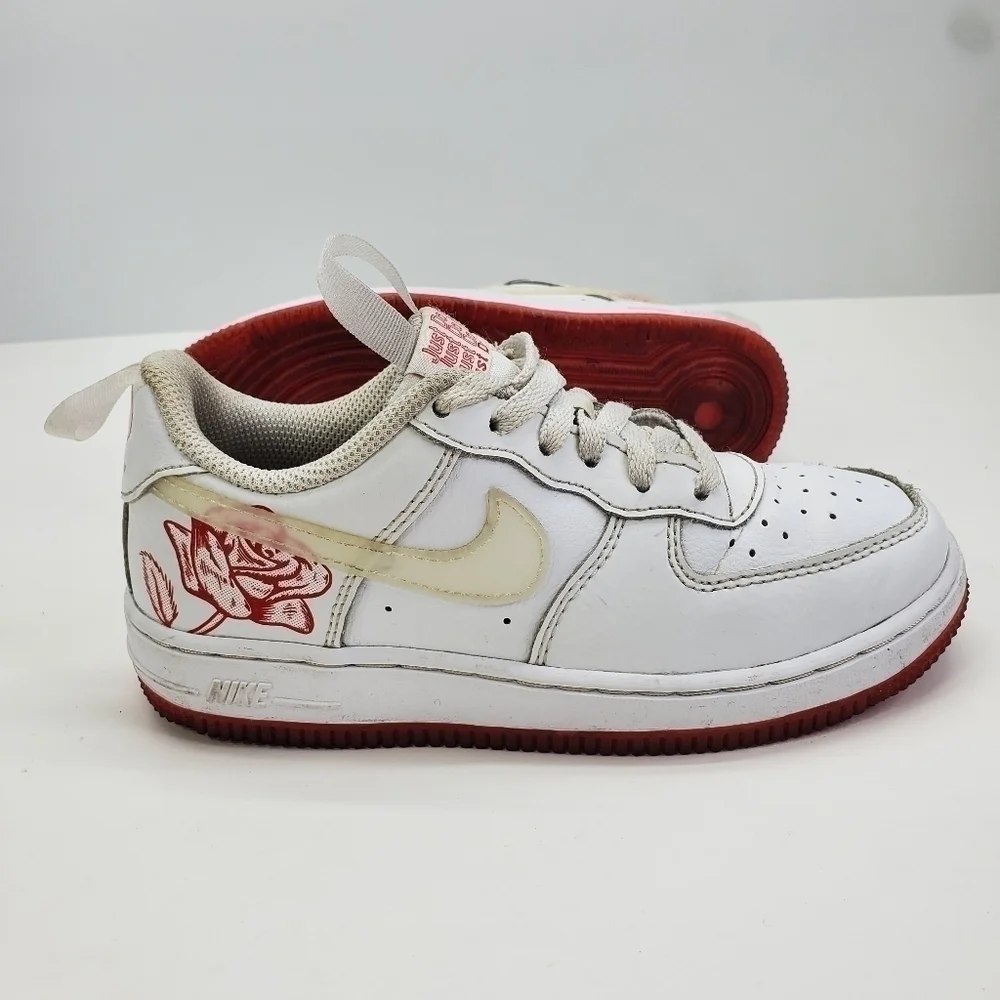 Nike Air Force 1 Bodega Sneakers CN8540-100 Size 13.5C Shoes White Red